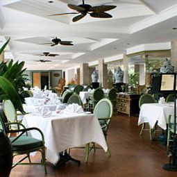 Breakfast room within restaurant The Bayview (Formerly Siam Bayview Pattaya) Fotos