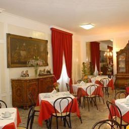 Sala de desayuno Orazia Fotos