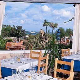 Ristorante Orovacanze Colonna Beach Hote Fotos