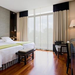 Hotelfotos NH AVENIDA JEREZ