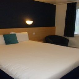 Room Days Inn Charnock Richard Welcome Break Service Area Fotos