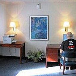 Amerihost Inn And Suites Sugar Land Sugar Land 