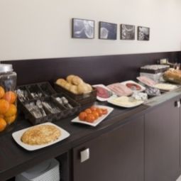 Restaurant Holiday Inn Express PAMPLONA Fotos