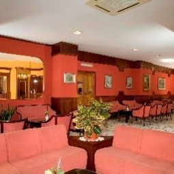 Interior view Ascot Sorrento Fotos