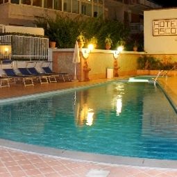 Pool Ascot Sorrento Fotos