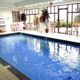 Piscine Hampton Inn by Hilton TorontoMississauga West Fotos