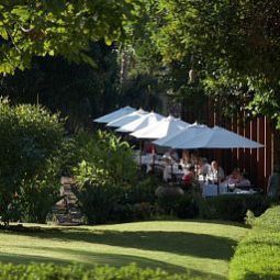Salle du petit-déjeuner située dans le restaurant Quinta da Casa Branca Fotos