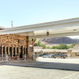 Hotelfotos Rodeway Inn & Suites Landmark Inn