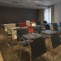 Salle de séminaires Modus Fotos