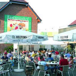 Garten Kastanienhof Nichtraucherhotel Fotos