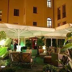 Jardín Palazzu u domu Fotos