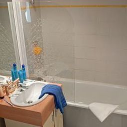 Salle de bains Appart City Lille Euralille Residence Hoteliere Fotos