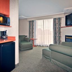 Chambre Holiday Inn Express Hotel & Suites CALGARY Fotos