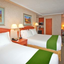 Chambre Holiday Inn Express Hotel & Suites CALGARY Fotos