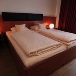 Zimmer Centrum für Freizeit und Kommunikation Nichtraucherhotel Fotos