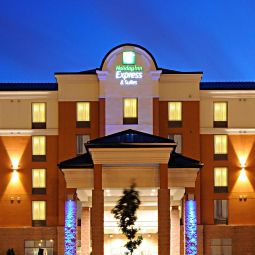 Holiday Inn Express Hotel & Suites BRAMPTON Brampton 