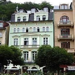 Exterior view Mozart Fotos