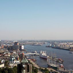 Ausblick Empire Riverside Fotos
