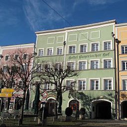 Vista exterior Bayerischer Hof Fotos