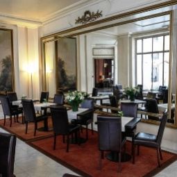 Sala de desayuno en el restaurante Saint James & Albany Hotel-Spa Fotos