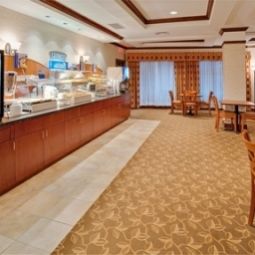 Restaurante Holiday Inn Express Hotel & Suites BETHLEHEM ARPT-ALLENTOWN AREA Fotos