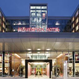 Vue extérieure Mövenpick Fotos