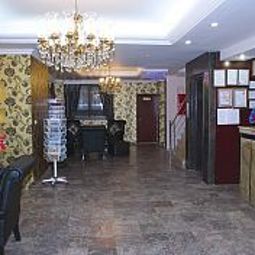 Hall Grand Liza Fotos