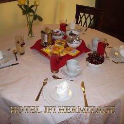 Salle du petit-déjeuner JFI Hermitage Fotos
