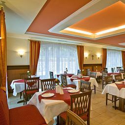 Frühstücksraum im Restaurant Bayerwald Residenz Akzent Wellnesshotel Fotos