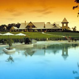 Mercure Lake Macquarie Raffertys Resort Newcastle 