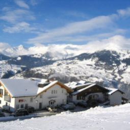Vista exterior Alpenrose Fotos