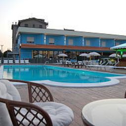 Außenansicht Piccolo Hotel Noga Nogara Fotos