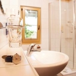 Bathroom Haringerhof Landhotel Fotos