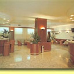 Hall Alexander Fotos