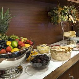 Зал для завтрака As Hotel Cambiago Fotos