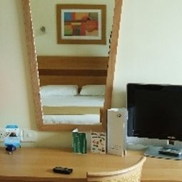 Camera Jurys Inn Plymouth Fotos