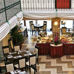 Sala colazione nel ristorante Polgar Panzio Fotos