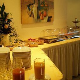Буфет CityHotel Neuwied Fotos