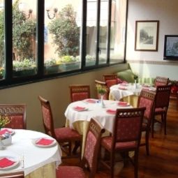 Sala śniadaniowa w restauracji Villa Romeo Fotos