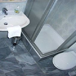 Badezimmer Marjani Fotos