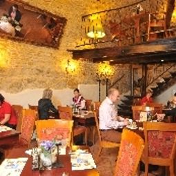 Salle du petit-déjeuner Metamorphis Excellent Old Town Fotos