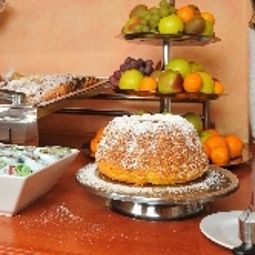 Buffet Metamorphis Excellent Old Town Fotos