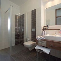 Salle de bains Brühlerhöhe Fotos