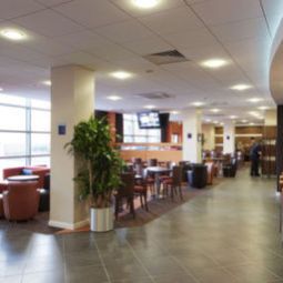 Bar Holiday Inn Express SLOUGH Fotos