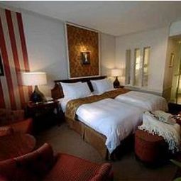 Vista all'interno Kempinski Dukes' Palace Fotos