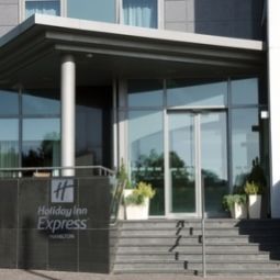 Außenansicht Holiday Inn Express HAMILTON Fotos
