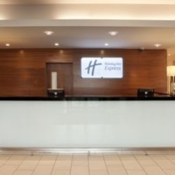 Halle Holiday Inn Express HAMILTON Fotos