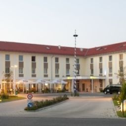 Vista esterna Holiday Inn Express MUNICH AIRPORT Fotos