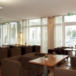 Bar Holiday Inn Express MUNICH AIRPORT Fotos