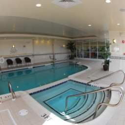 Pool Hilton Garden Inn Hamilton Fotos